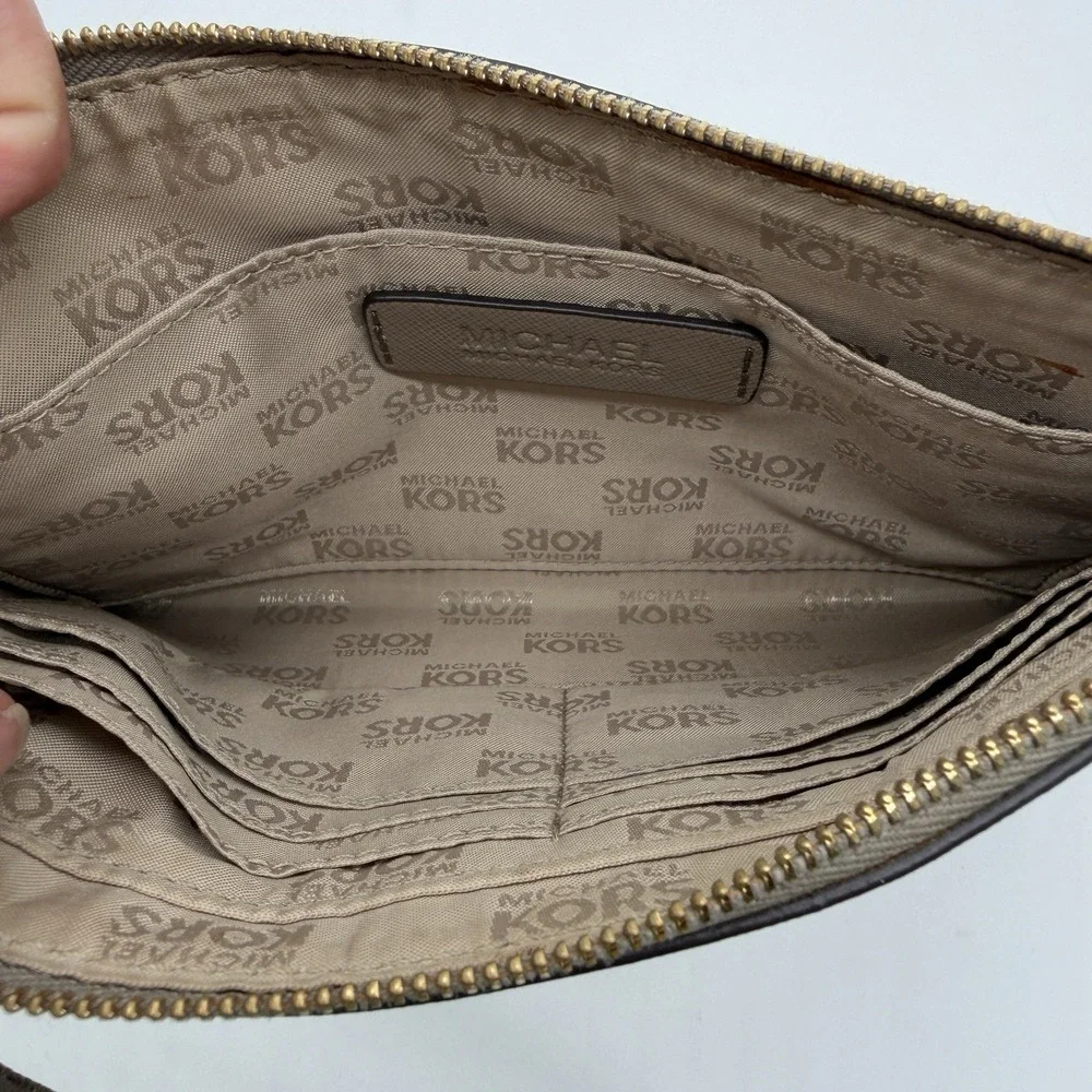 Michael Kors Astor Studded Large Zip Leather Clutch Wristlet - Picture 4 of 7